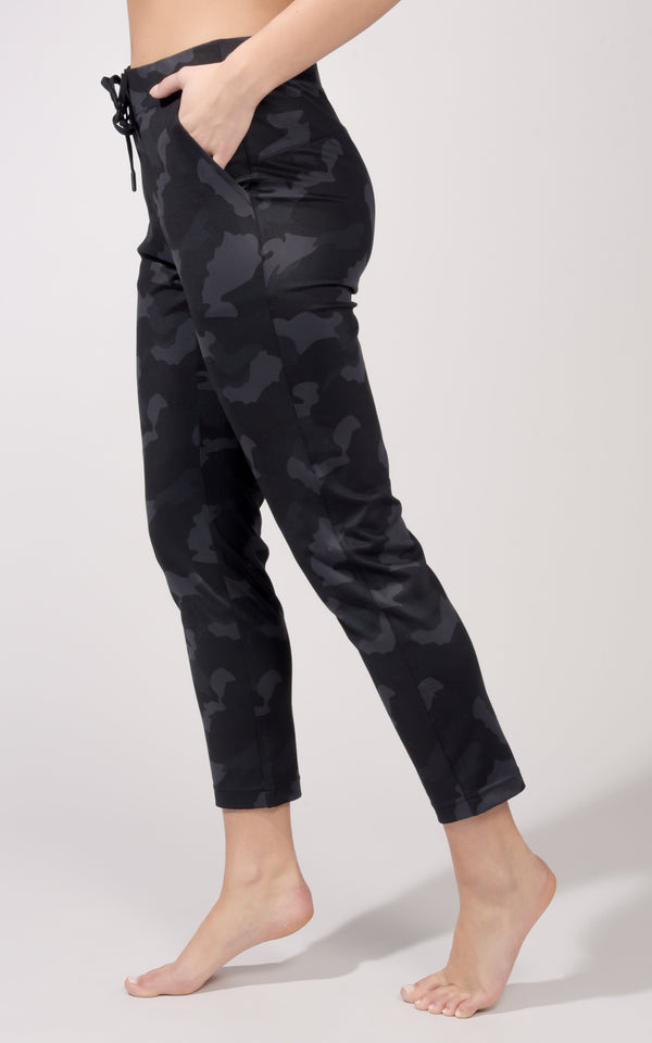 Yogalicious Lux Women's XS Black Camo Combo Yoga Shorts P/N SHY3984 -  Pioneer Recycling Services