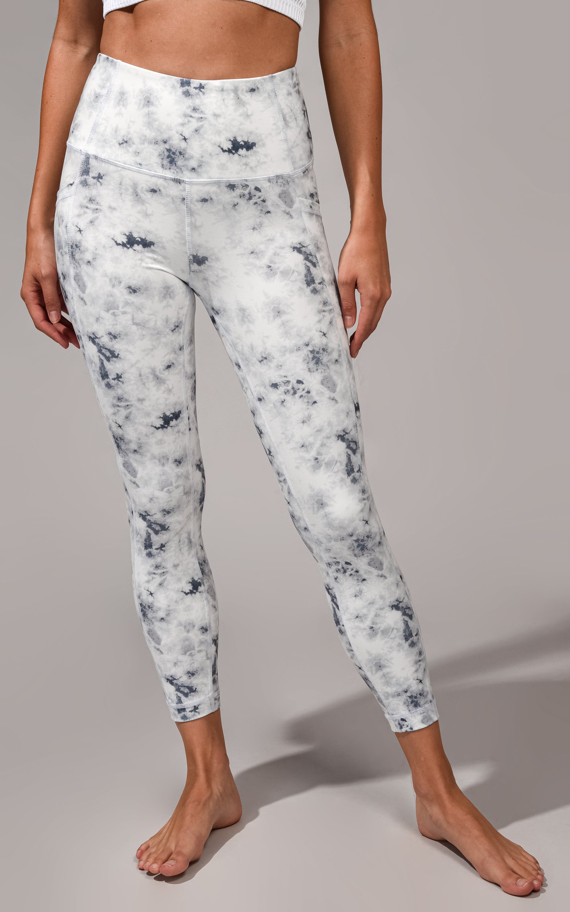 HOT* Yogalicious by Reflex Women's Lux High Rise Basic Ankle Leggings only  $11.50 shipped (Reg. $78!)