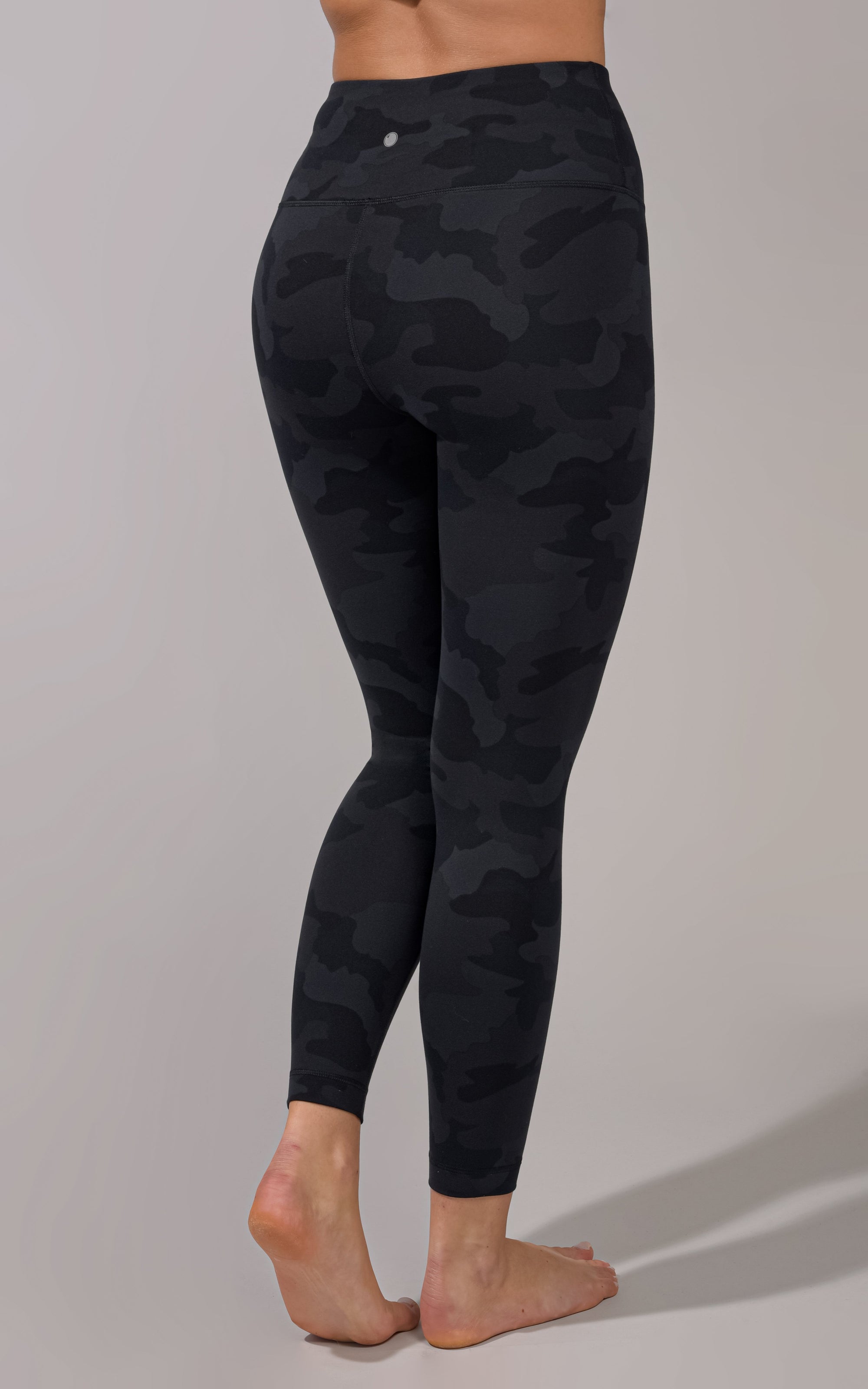 90 Degree By Reflex Yogalicious Lux Camo High Waisted Side Pocket Leggings  In Camo Army Green Combo