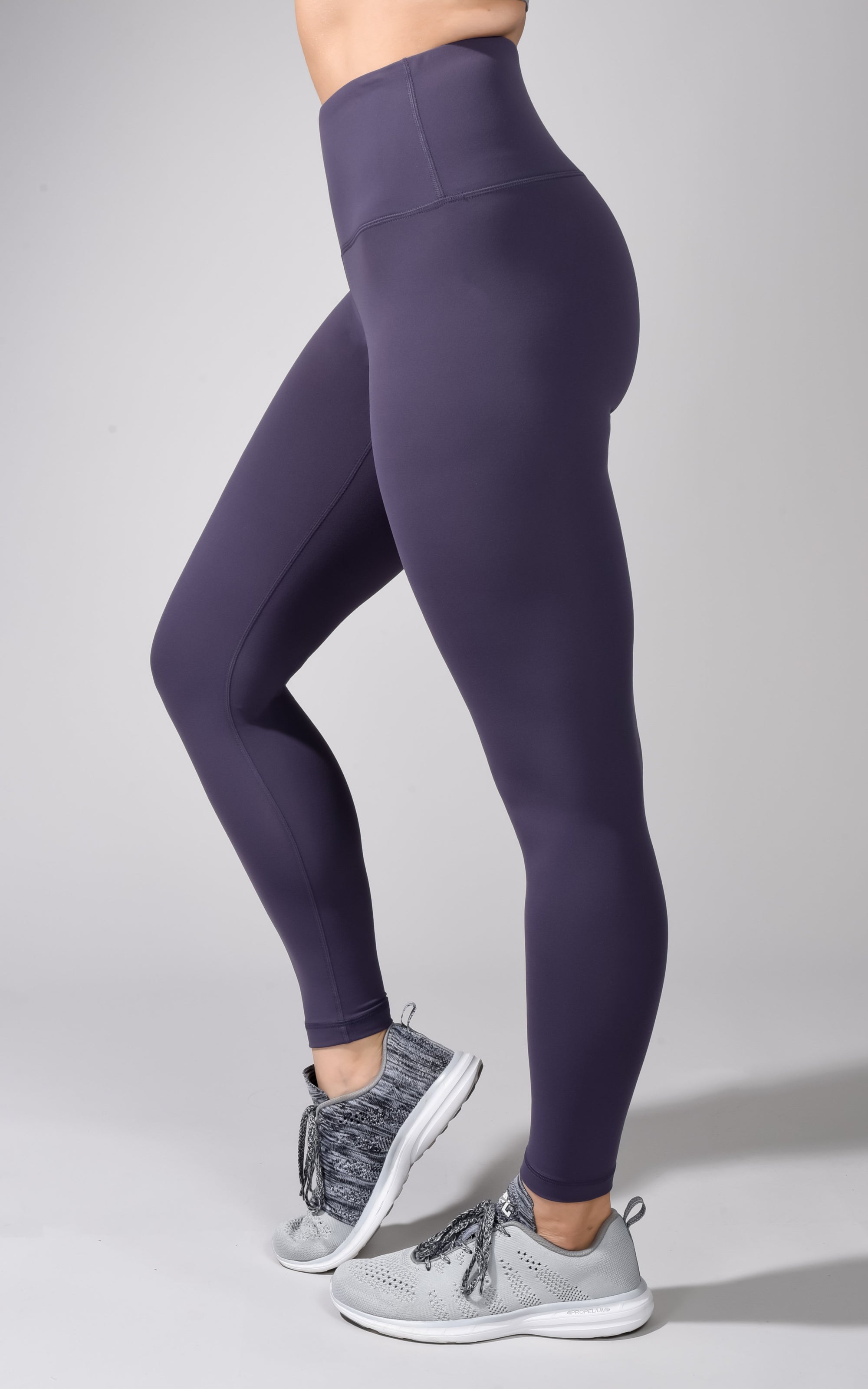 Yogalicious Lux Leggings Yoga Pants Women's Medium Gym Workout 144527 NWOT  